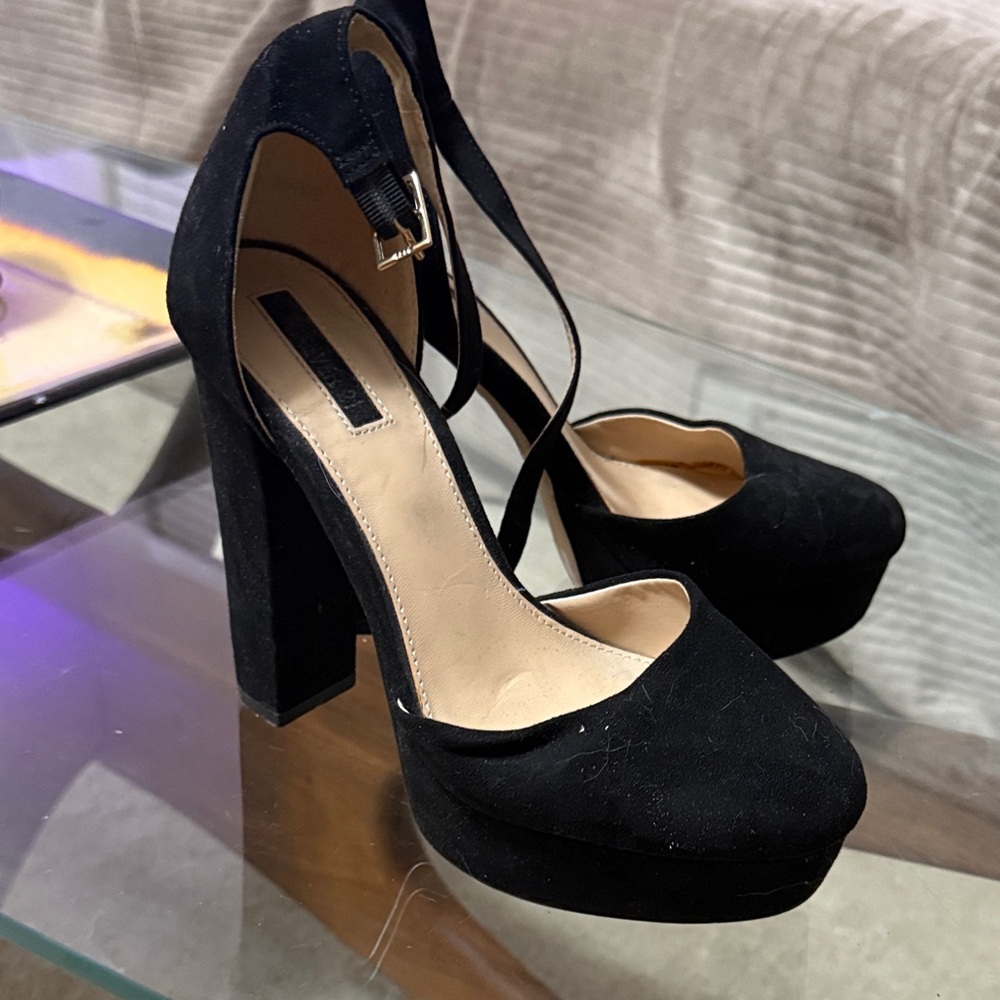 Forever 21 Black Platform Heels
